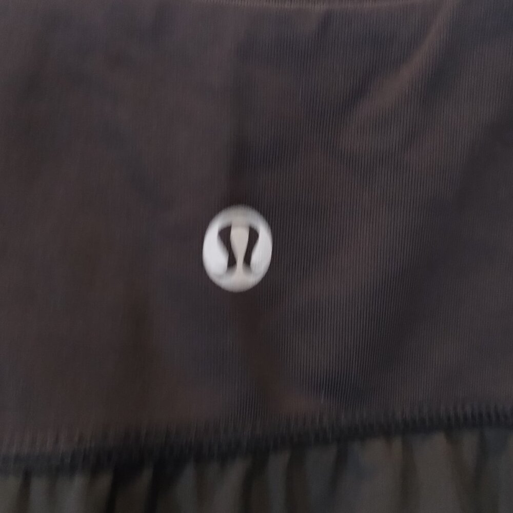 Lululemon Babydoll Tank Size 8 - Picture 5 of 9